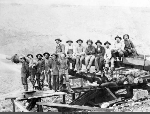 Idaho City at peak — Main Street, businesses, 1864
